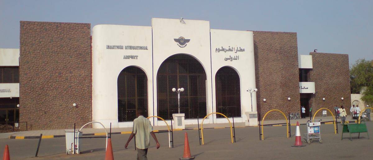 شركات طيران تعلق رحلاتها من وإلى الخرطوم