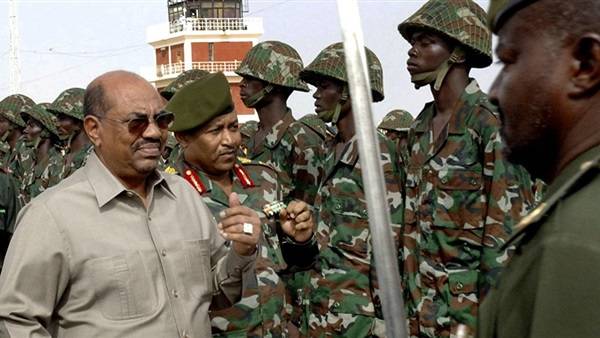 مصادر: الجيش السوداني يقيل الرئيس البشير