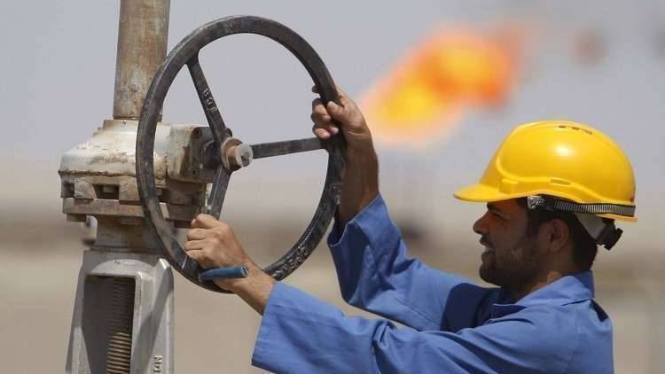 ارتفاع النفط مدعوما بخفض الإنتاج