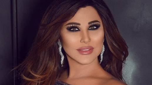 بالصوت: من سرق نجوى كرم؟