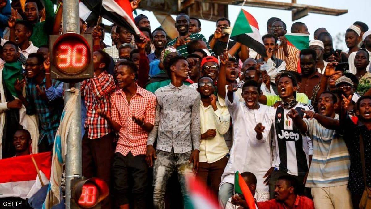 السودان.. حزب البشير يطالب بإطلاق سراح قياداته