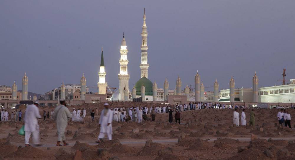 ضجة بسبب قرار "صادم"... والحكومة السعودية تصدر توضيحا عاجلا