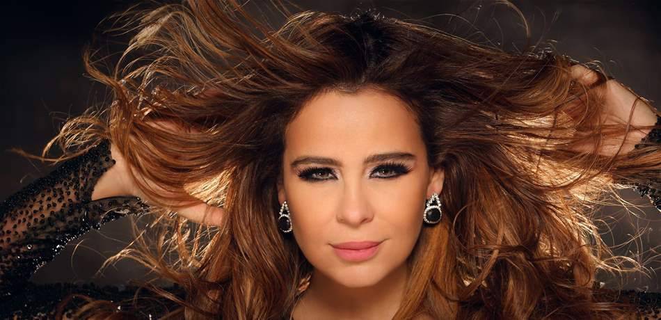 "قولولي مبروك".. هل حصلت كارول سماحة على الجنسية المصرية؟ (فيديو)