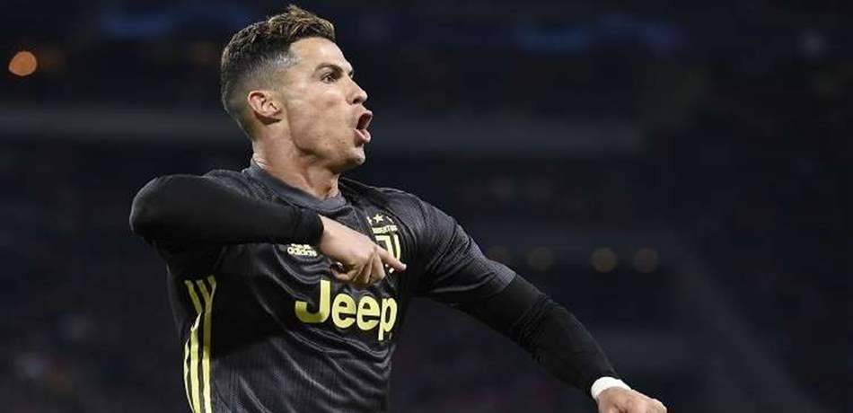 رونالدو يقود التشكيلة المثالية لربع نهائي دوري الأبطال