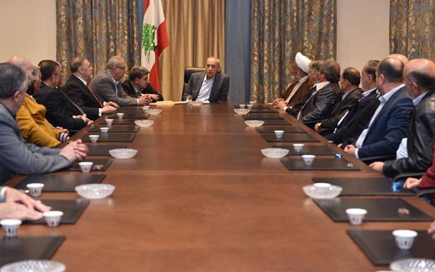 بري التقى وفدا من القماطية