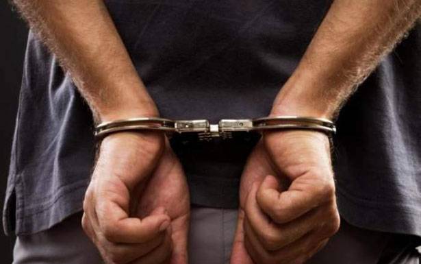 توقيف شخصين

قاما بعمليات سطو على محال تجاريّة