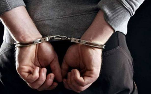 توقيف مُروّج مخدرات في المريجة ضبطت

بحوزته كمّية من حشيشة الكيف ومبلغ مالي