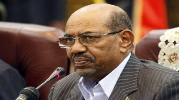 الانتقالي السوداني يوضح متى ومن سيسلم البشير للجنائية الدولية