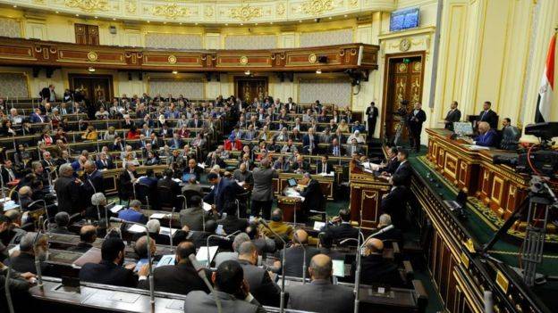 التعديلات الدستورية في مصر بين حملات تأييد مكثفة وشكوى المعارضة من التضييق