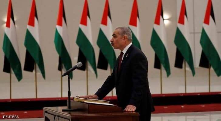 خطأ يجبر الحكومة الفلسطينية الجديدة على إعادة القسم