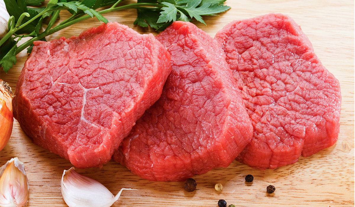 اللحوم الحمراء.. 100 غرام تضعك في دائرة الخطر