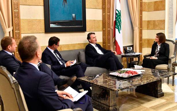 الحسن بحثت والبخاري العلاقات

واستقبلت مسؤولاً ألمانــياً