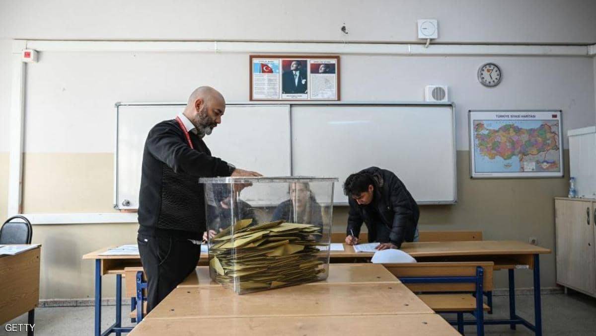 يوم حاسم في إسطنبول وترقب نتائج الانتخابات بعد إعادة فرز الاصوات