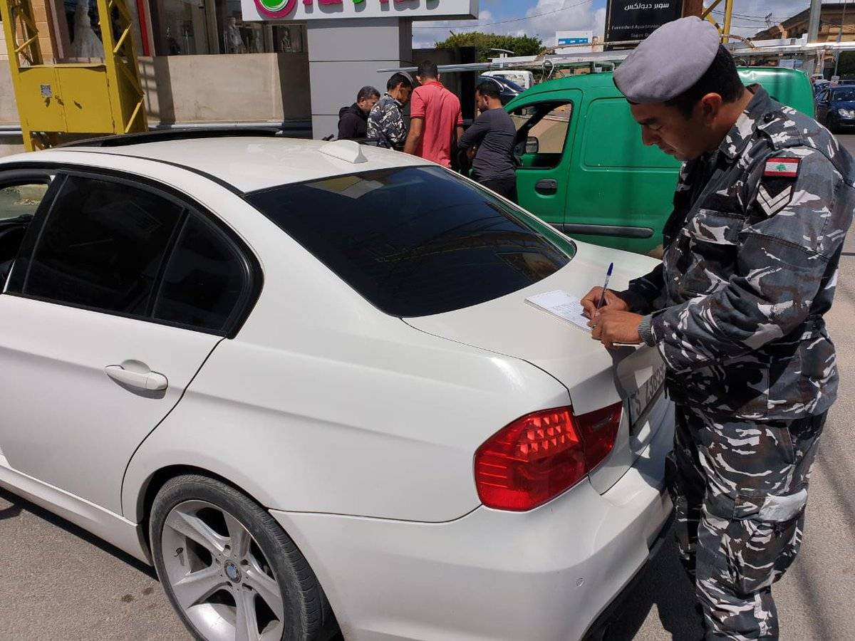 بالصور : مفرزة سير صور تحجز عدداً من الآليات والدراجات الآلية المخالفة لقانون السير