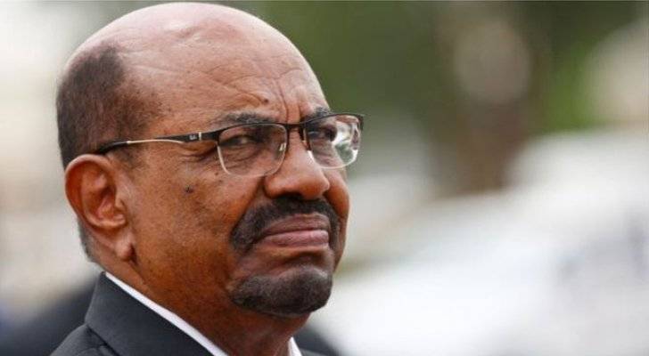 "العسكري السوداني" يؤكد اعتقال شقيقي البشير عبد الله والعباس