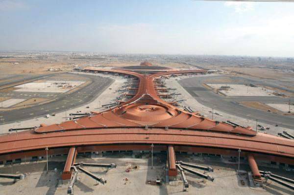 السعودية: البدء بتشغيل "مطار الملك عبد العزيز" بشكل كامل قبل نهاية 2019