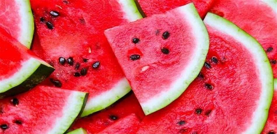 بينها منع تساقط الشعر.. لهذه الأسباب الـ10 تناولوا بذور البطيخ!