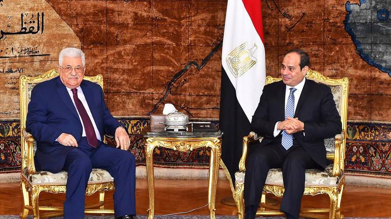 قمة في القاهرة بين السيسي وعباس لبحث آخر مستجدات القضية الفلسطينية