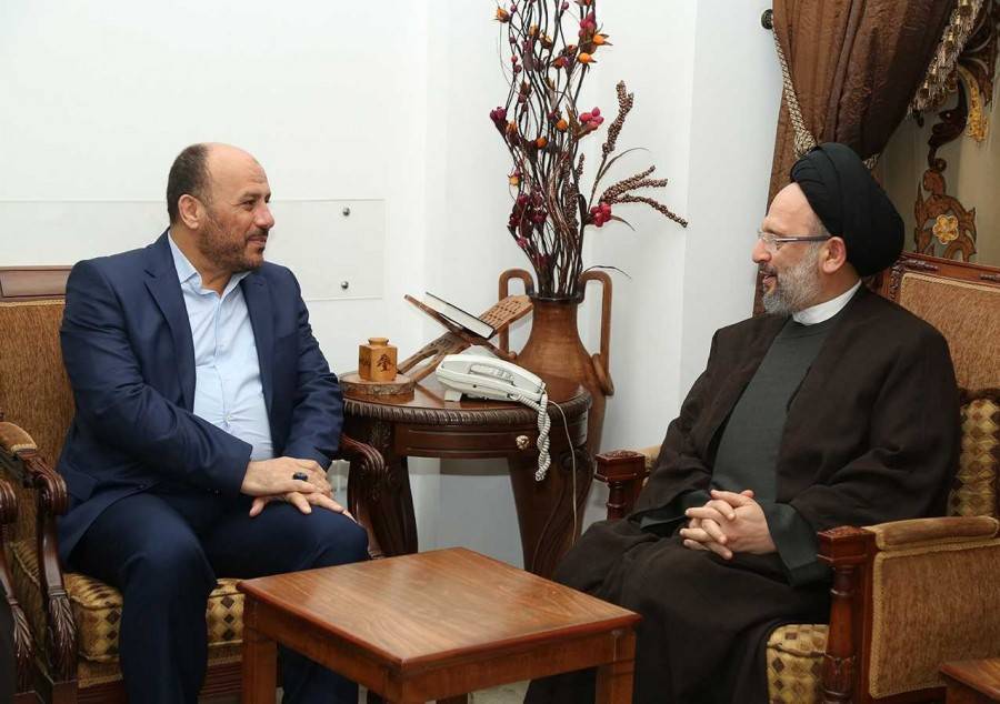 فضل الله استقبل

وفداً من «حماس»