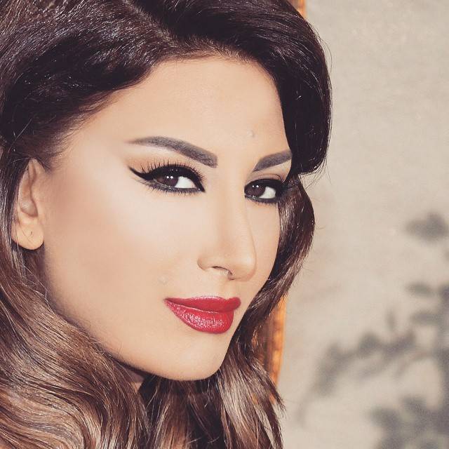 رويدا عطية تنشر لأول مرة فيديو لإبنها زين