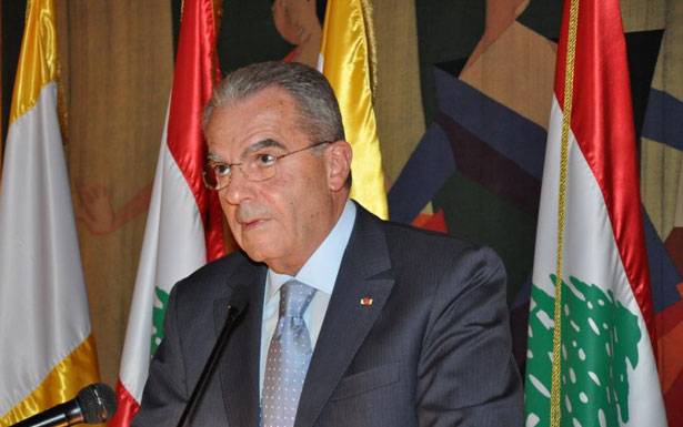 الخازن اتصل بمسؤولين في الفاتيكان مهنئا بالفصح