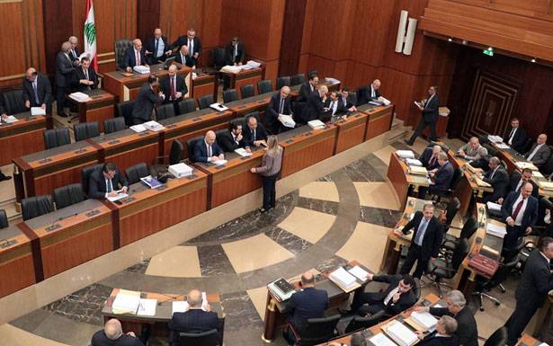 هل دخل اقتراح قانون رفع السريّة المصرفية «مقبرة المشاريع»؟