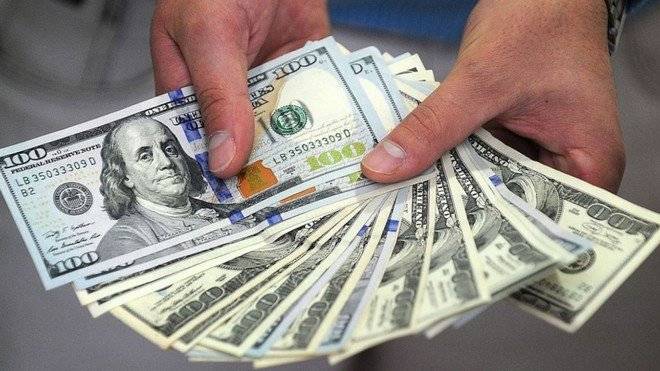 اقتصاديون : تباطؤ الناتج المحلي الإجمالي لأمريكا سوف يحافظ على التضخم