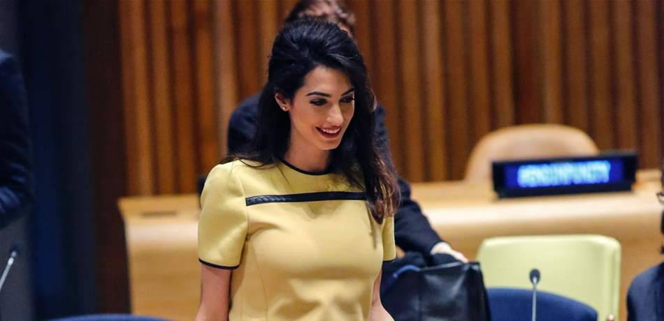 احتجزت ايزيديات بغرفة وعذبتهنّ۔۔۔ أمل كلوني تطالب بمحاكمة 