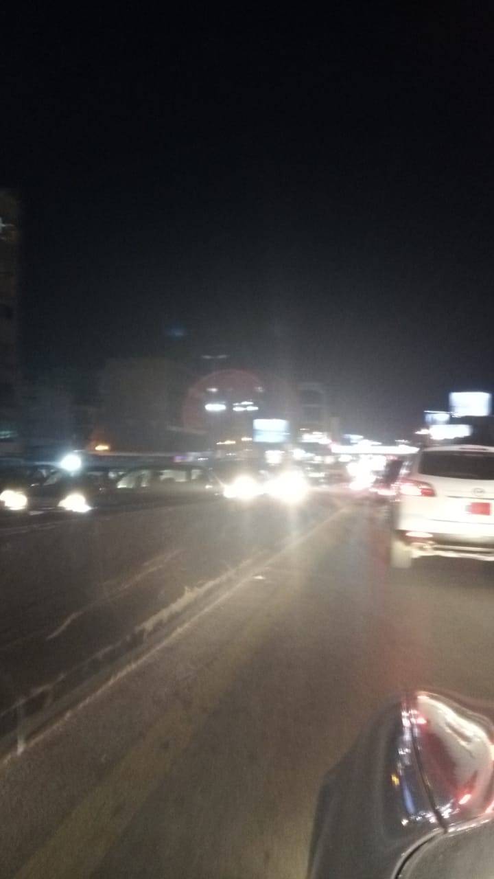 زحمة سير خانقة من بيروت باتجاه ضبيه ومقاطعة طريق انطلياس باتجاه ضبيه بسبب احتفالات الأرمن