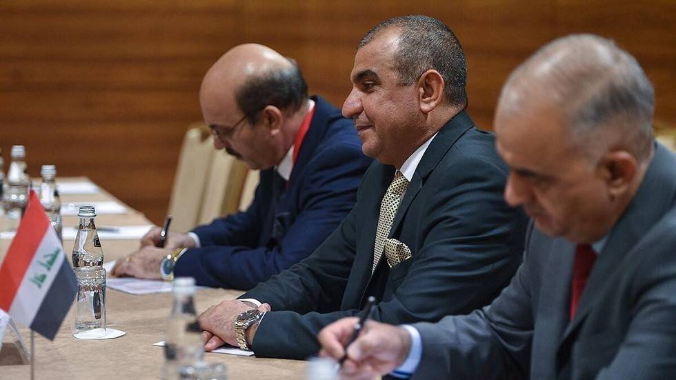 روسيا والعراق يبحثان تطوير التعاون العسكري