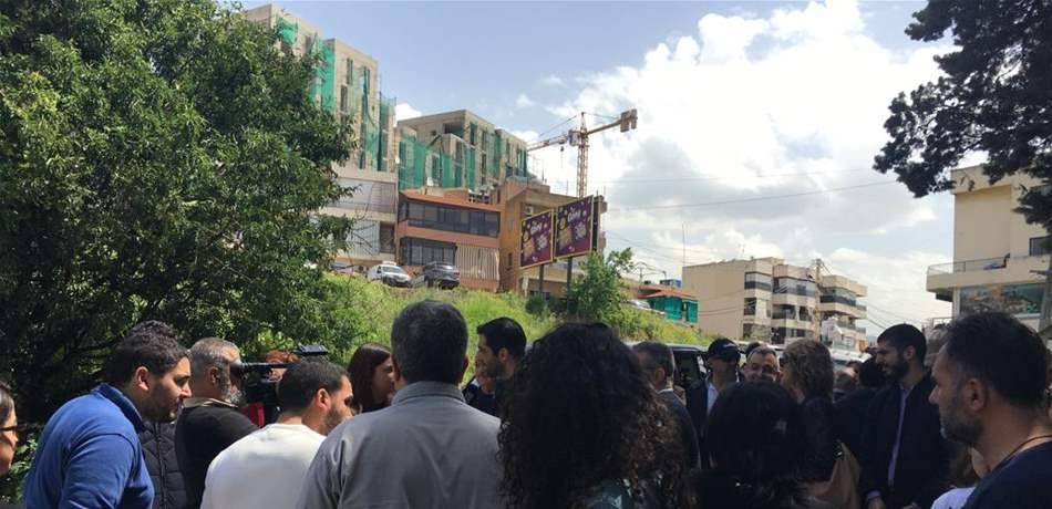 "الطاقة" تتحدّى أهالي المنصورية: الخطوط ستنجز... ولا خطر على الأهالي