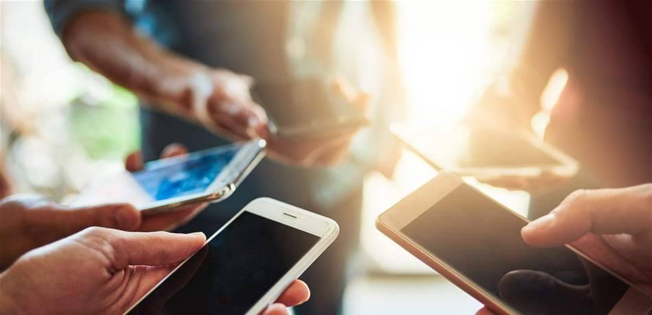 ما حقيقة ارتباط استعمال الهواتف بالإصابة بسرطان الدماغ؟