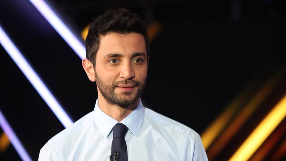 جو معلوف يكشف لنيشان عن طفولته المكسورة: "تربيت بدار للأيتام" (فيديو)