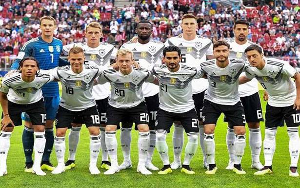 منتخب ألمانيا يعسكر في هولندا