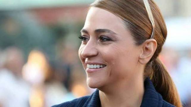 جوليا بطرس تنشر صورة مع ابنيها.. شاهدوا كيف أصبحا؟ (صورة)