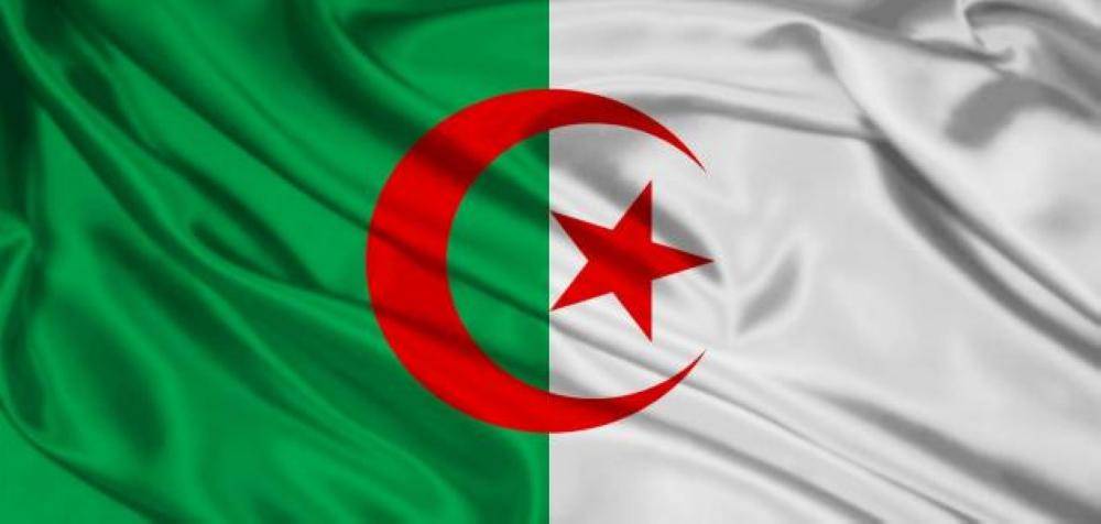 النيابة العامة تستجوب وزير المالية الجزائري في قضية احتيال