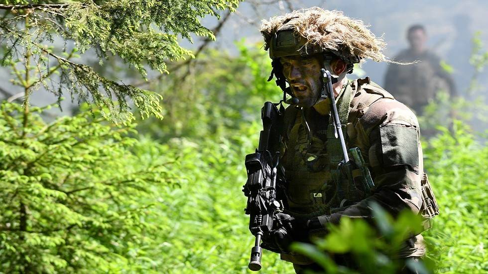 انطلاق "عاصفة الربيع" الأطلسية قرب حدود روسيا