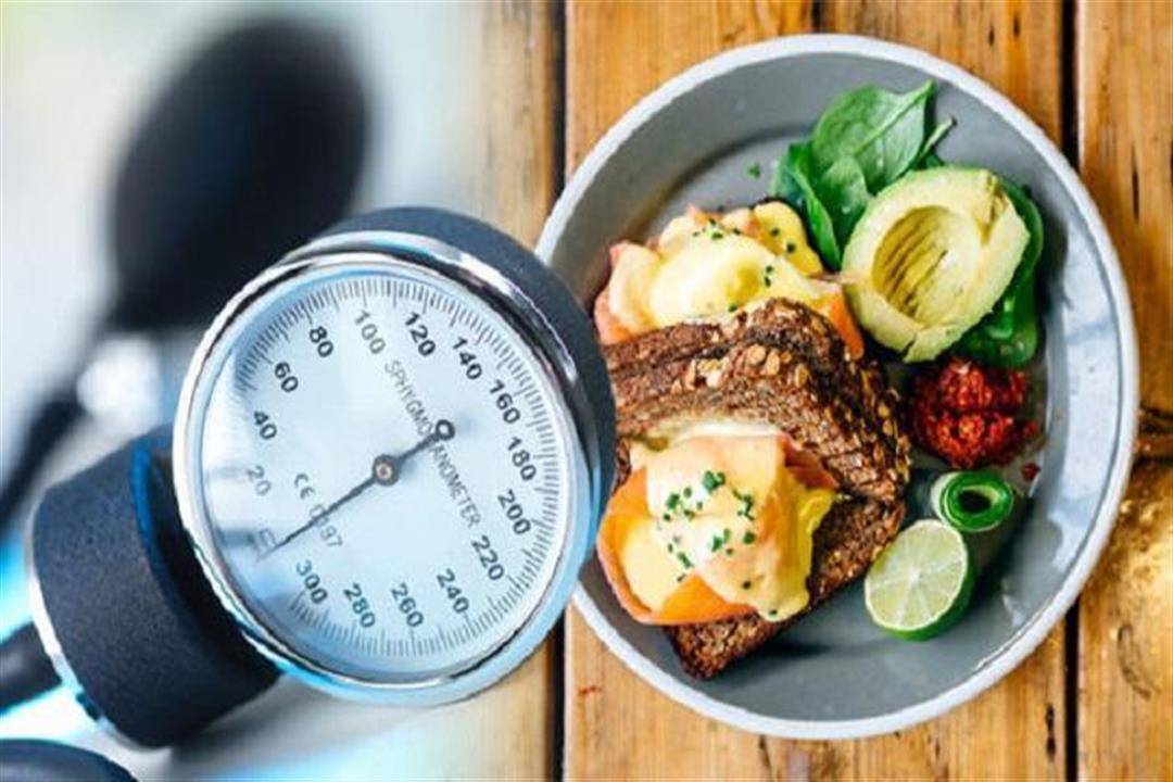 دون الحاجة لأدوية.. هذه الأطعمة تعالج ارتفاع ضغط الدم