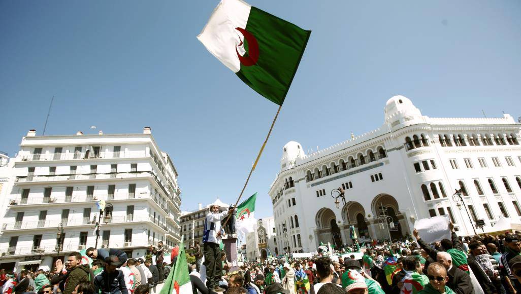 وزير المالية والجنرال هامل أمام القضاء الجزائري… هذا ما فعله "السعيد" في الساعات الأخيرة