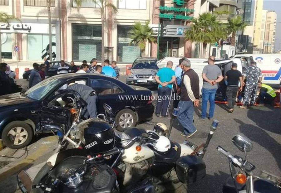 بالصور: 3 جرحى جراء حادث سير في بيروت