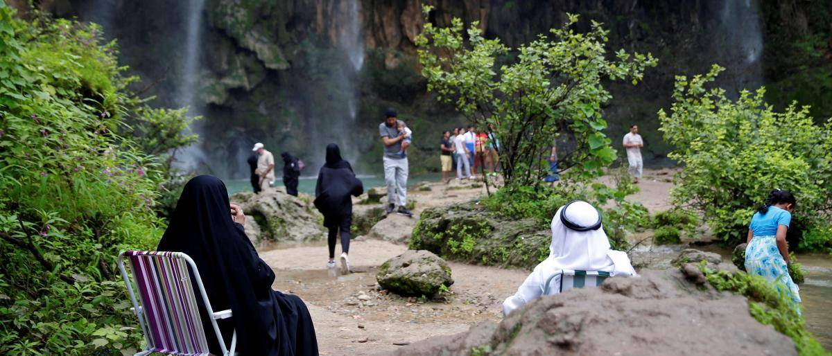 توقعات بـ4 ملايين سائح في 2020.. ما أسرار تفوق السياحة العُمانية؟