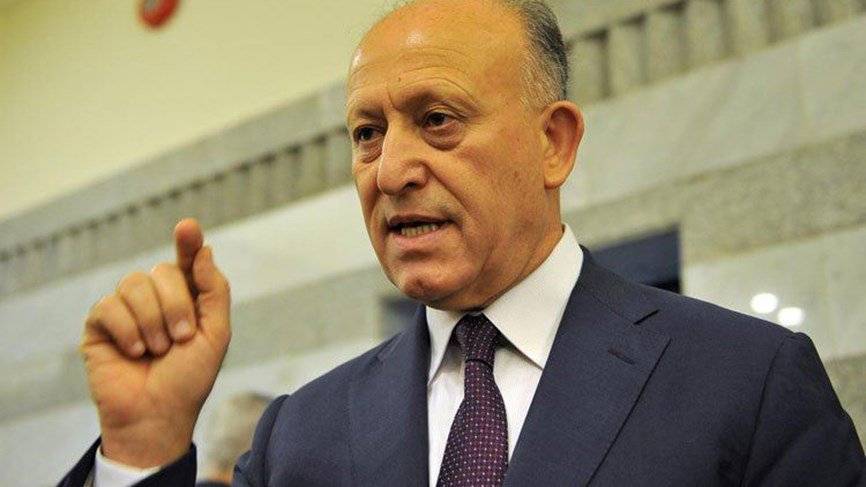 ريفي: اليأس حوّل الوطن الى منفى