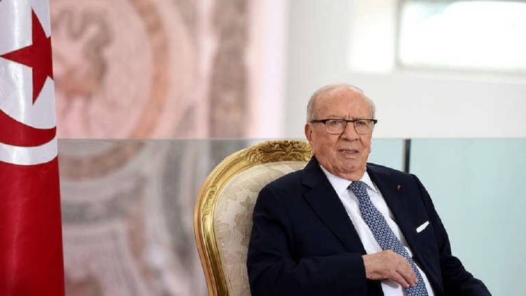 السبسي يأمل أن تنفذ حكومة الشاهد وعودها بمحاربة غلاء المعيشة