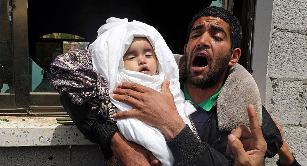 ثلاثة قتلى فلسطينيين من عائلة واحدة في قصف إسرائيلي على غزة