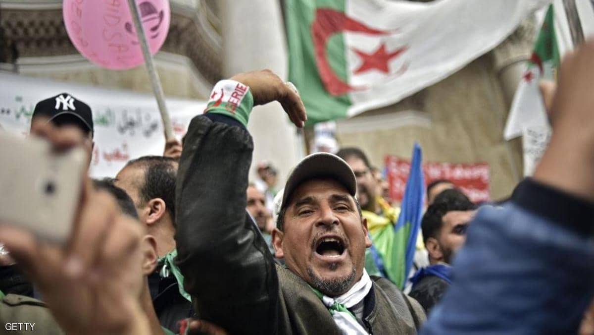 جمعة احتجاج جديدة للجزائريين ضد 
