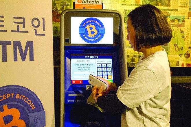 زخم «بيتكوين» يعيد جذب المستثمرين .. ارتفعت 55 % منذ بداية العام