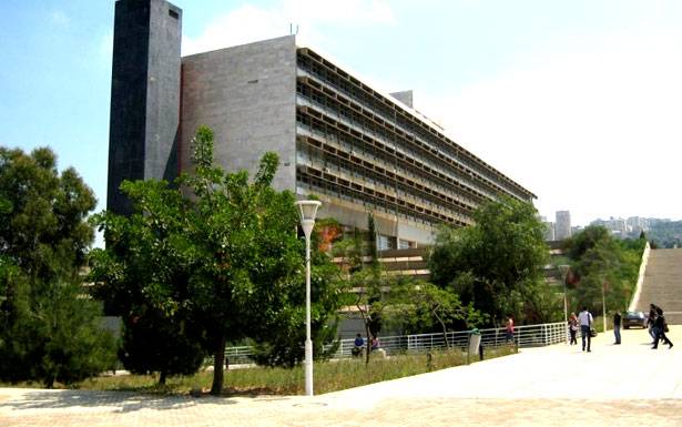 وقفة تضامنية مع اساتـذة الجامعة اللبنانية