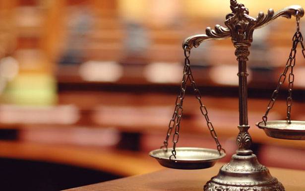 القاضي الناشف طلب محاكمة شخصين يبيعان جبنة منتهية الصلاحية