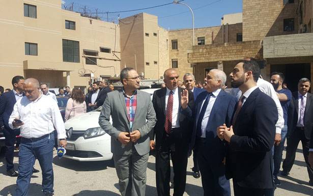جبق اطلع على حاجات مستشفى بعبدا الحكومي ووعد بتحسين اوضاع مستشفى ضهر الباشق
