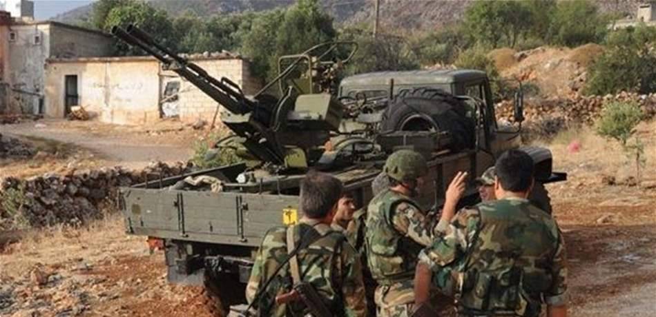 الجيش السوري يتحرك على جبهتي حماه وإدلب.. والجماعات المسلحة تدفع بآلاف المقاتلين
